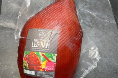TUMBI MEATS DOUBLE SMOKED WHOLE LEG HAM