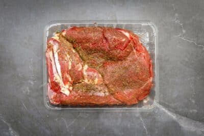 BUTTERFLIED LAMB LEG SOUVLAKI