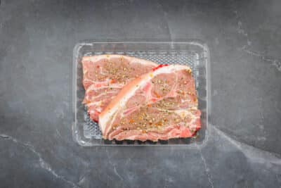GARLIC BBQ PORK CHOPS (x2)