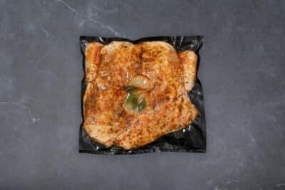 BONELESS CHICKEN LEMON & OREGANO